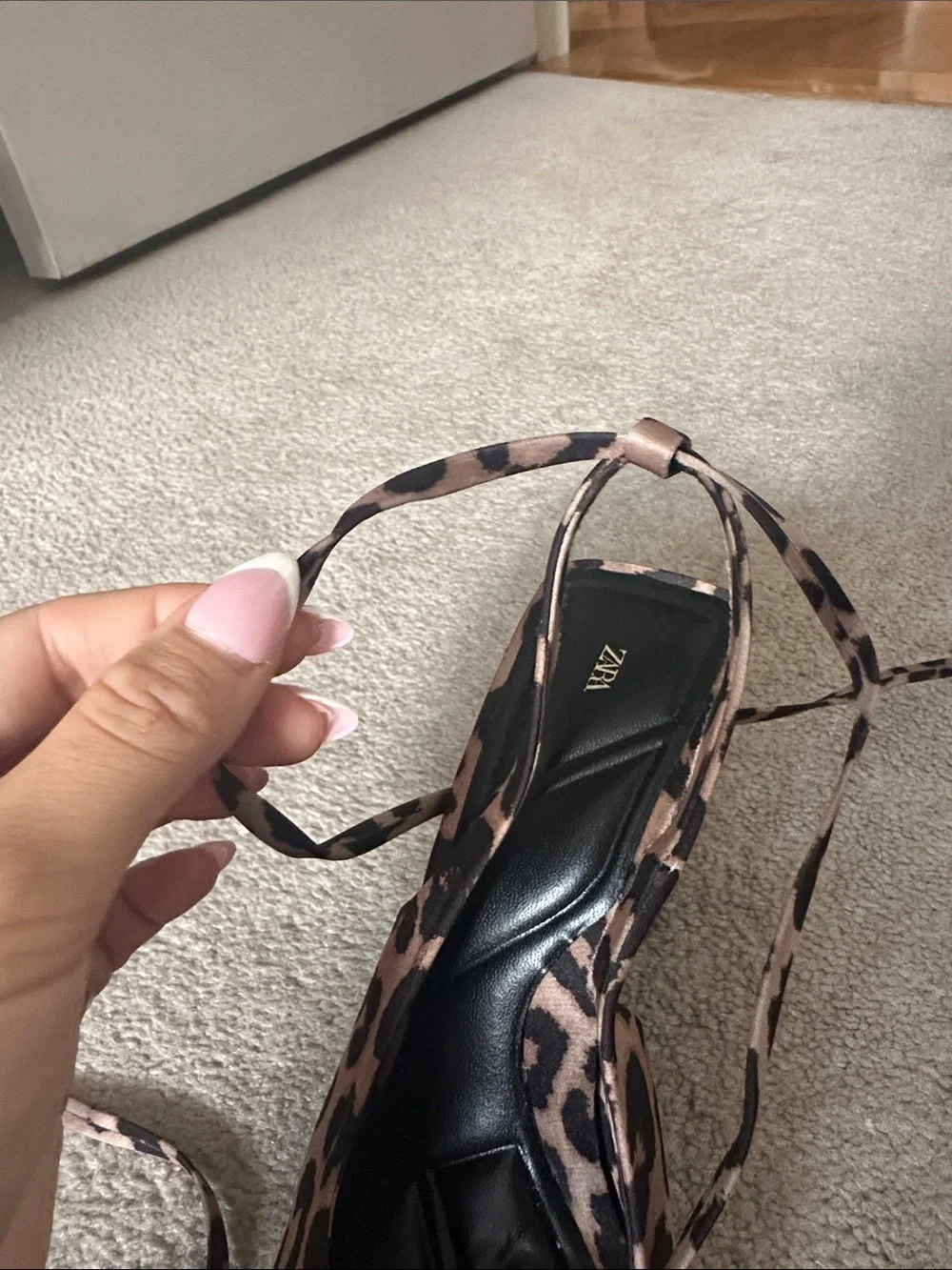 Zara Leopard Print Pointed Slingback Heels in Brown and Black